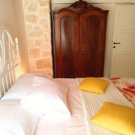 Ražanac Apartment Cernesa מראה חיצוני תמונה