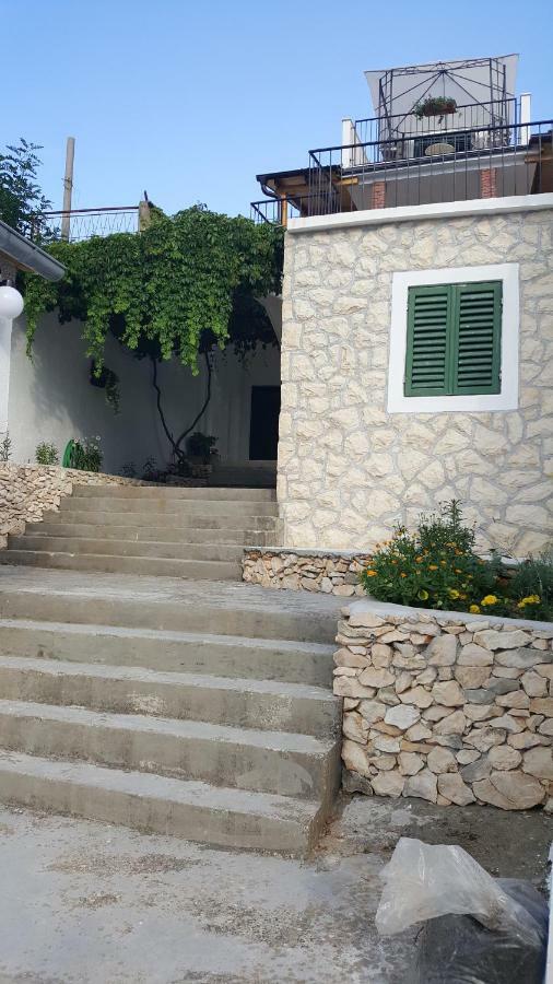 Ražanac Apartment Cernesa מראה חיצוני תמונה