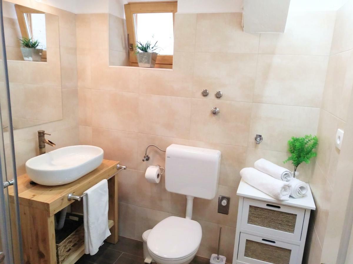 Ražanac Apartment Cernesa מראה חיצוני תמונה