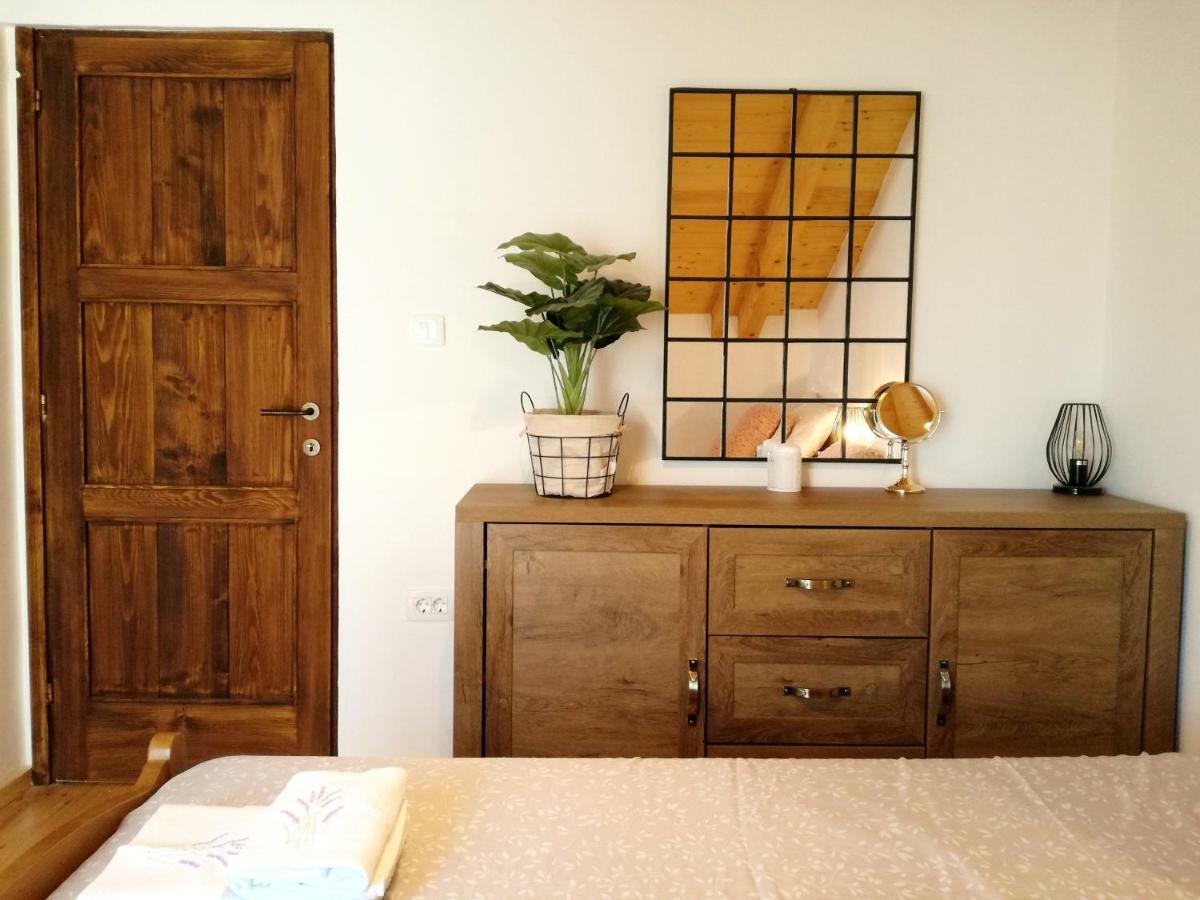 Ražanac Apartment Cernesa מראה חיצוני תמונה