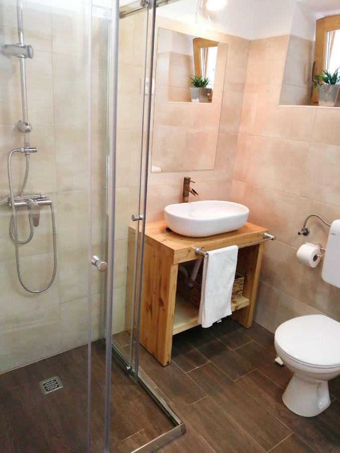 Ražanac Apartment Cernesa מראה חיצוני תמונה